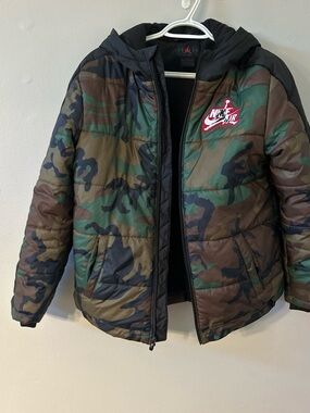 Jordan Kids' Camo Puffer Jacket in Green and Brown